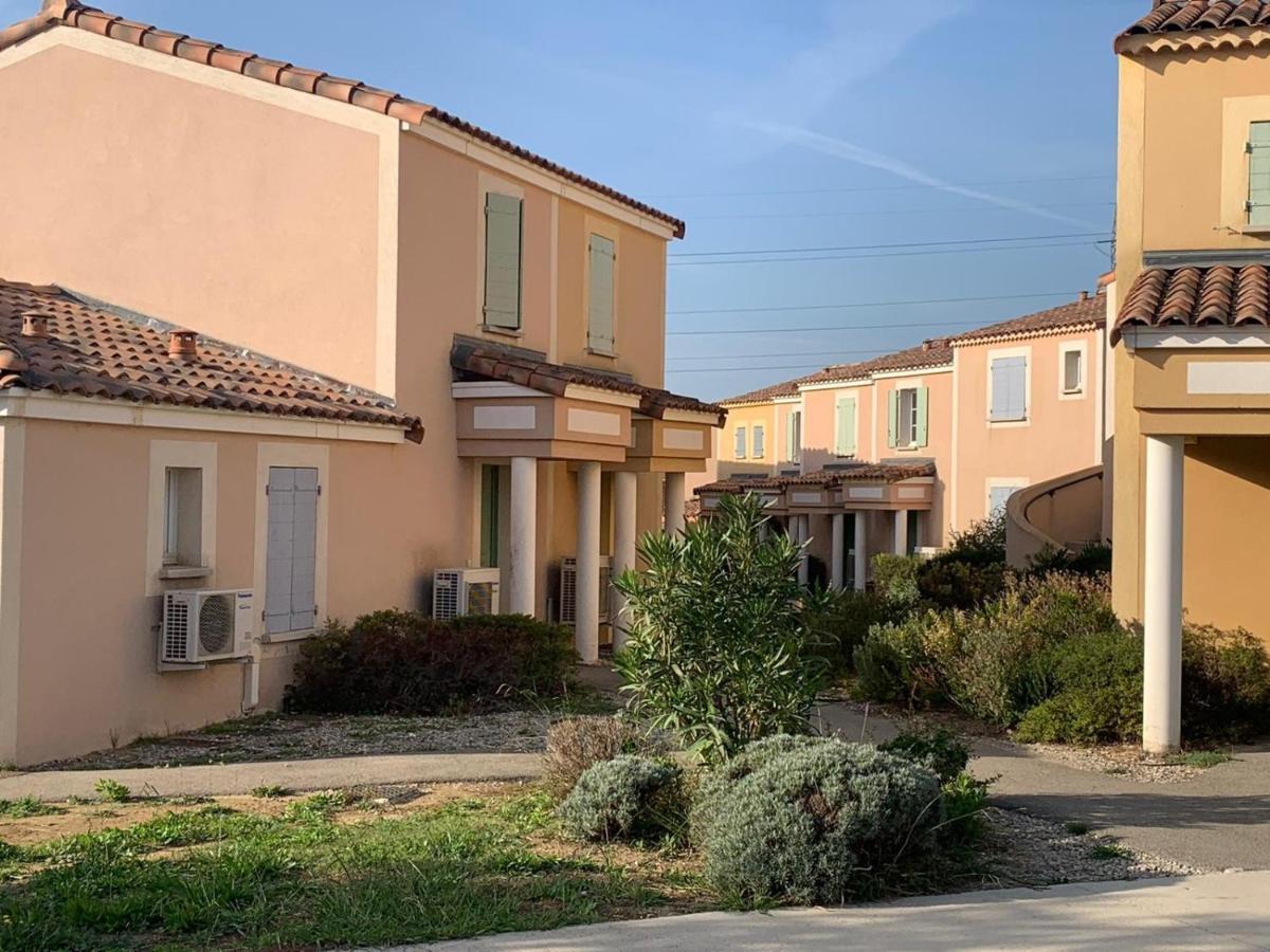 L'Arbois - T2 Avec Piscine Entre Aix Et Marseille Apartment Cabries Bagian luar foto