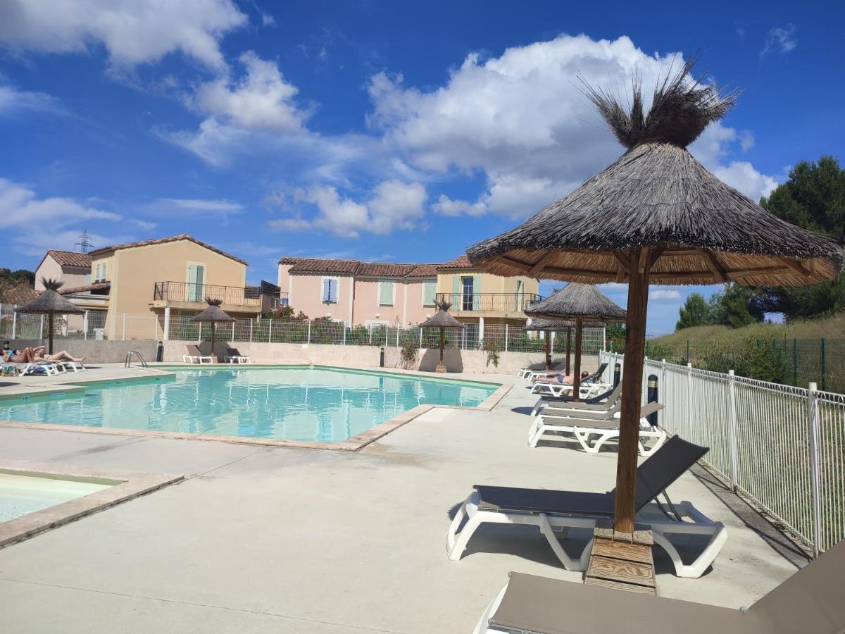 L'Arbois - T2 Avec Piscine Entre Aix Et Marseille Apartment Cabries Bagian luar foto